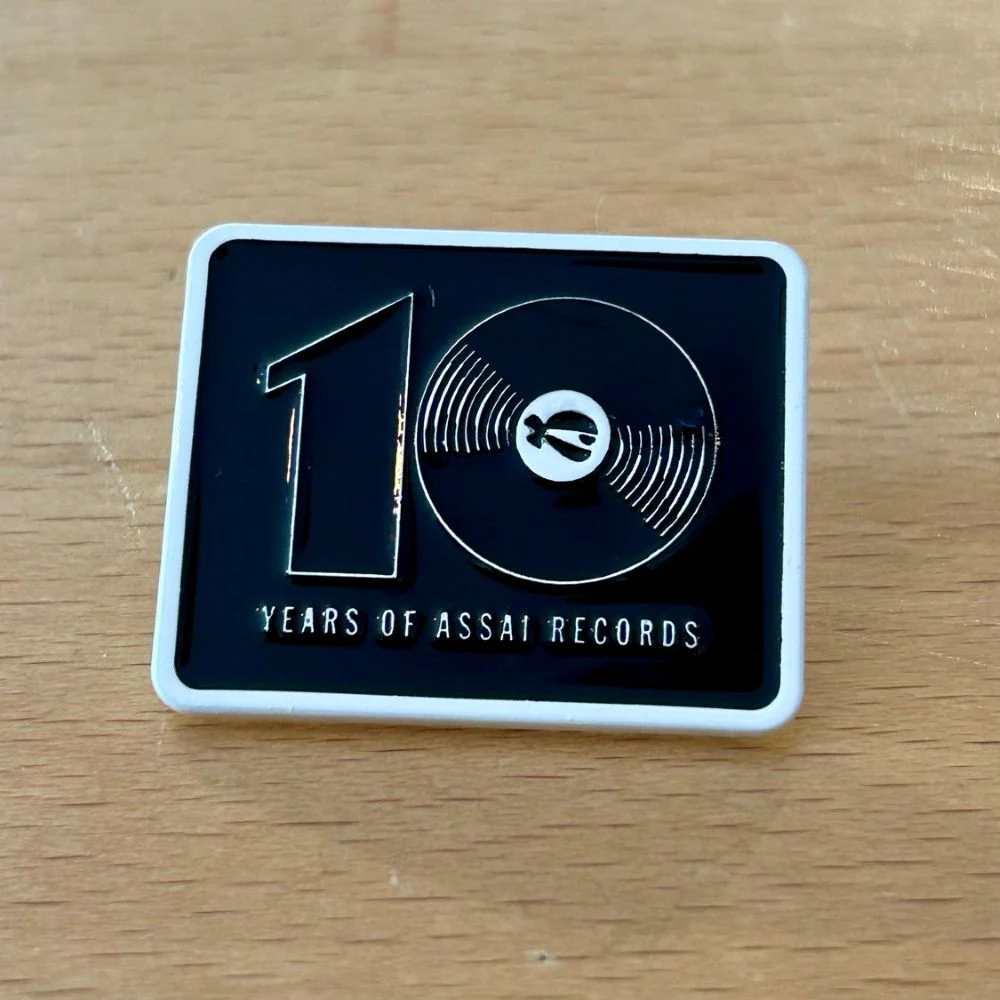 Assai 10 Year Tote Bag & Pin Badges 2025 - Image 4